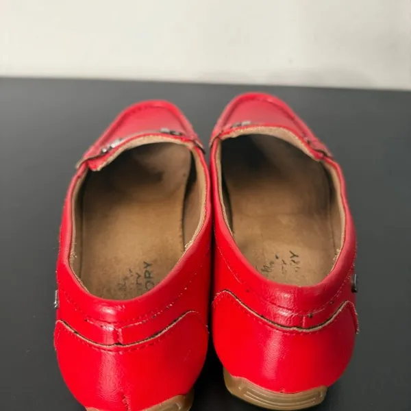 Life Stride Red Faux Leather Loafers Womens 6.5 Shoes Moc Toe Slip on Silver - Image 8