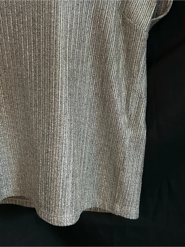 White House Black Market Women’s Metallic Silver V-Neck Ribbed Knit Top MD - Image 4