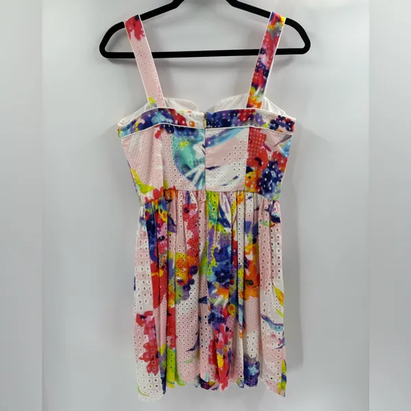 Trina Turk Elin wedding party Watercolor Floral Eyelet Fit & Flare Dress size 4 - Image 3