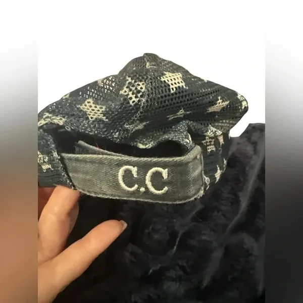 CC Exclusives Denim Strapback Cap Women One Size US Flag Broken-in Ripped - Image 2