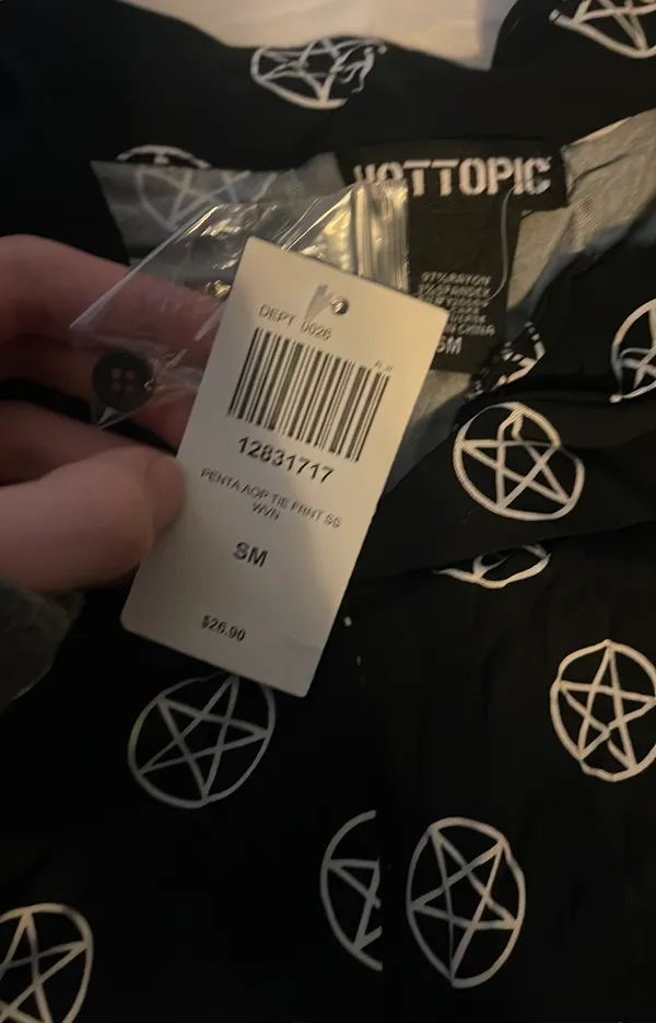 Hot Topic Crop Top - Image 3