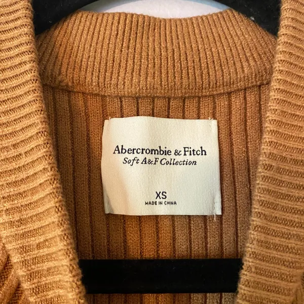 NWOT Abercrombie & Fitch Brown Blue Stripe Ribbed Crewneck Sweater Minimal XS - Image 3