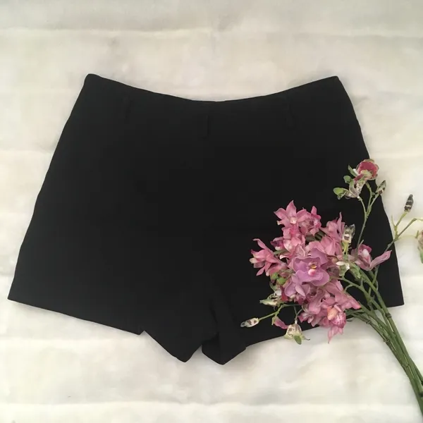 Forever 21 High Waisted Black Shorts - Image 2