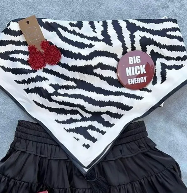 Zebra scarf top Black - Image 3