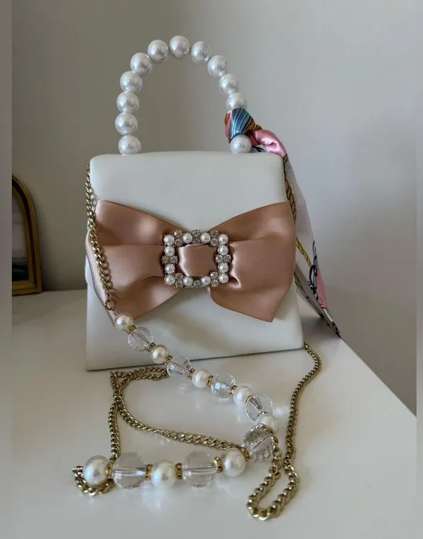 White Purse with Champagne Bow and Pearls - Image 2