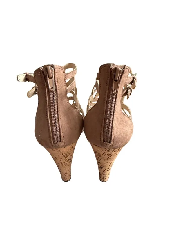 NINE WEST Beige Cage Wedges Sandals Size 7.5 - Image 5