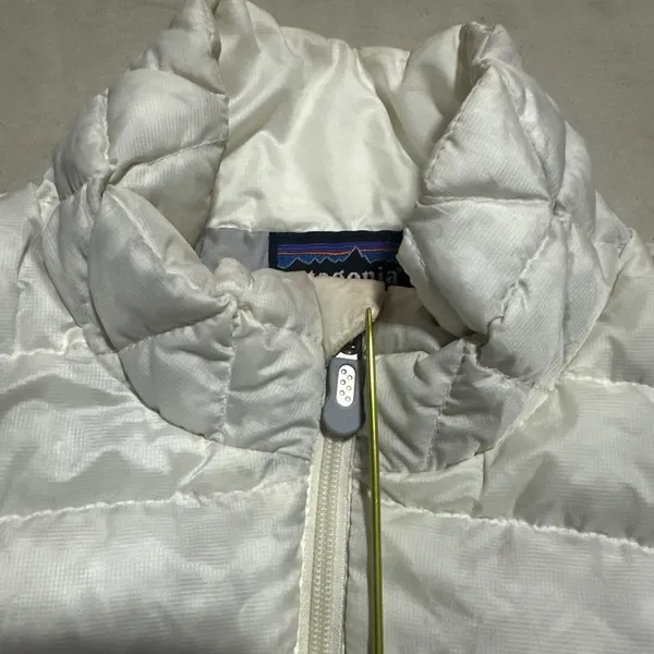 Patagonia Down Sweater Jacket Women's SZ Small L Quilted Puffer Full Zip Stained - Image 6