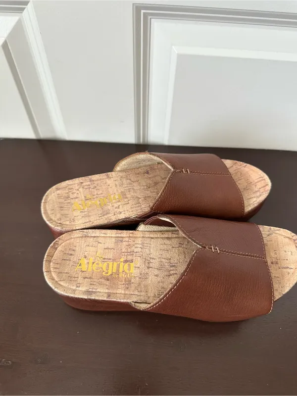 Algeria Women’s Triniti Platform Wedge Slide Sandal Size 36 5.5 - Image 8