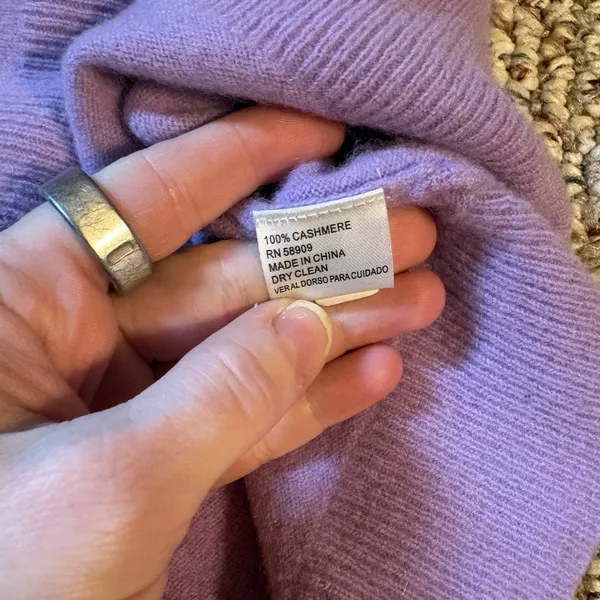 100% Cashmere Alex Marie Sweater Medium Purple V-Neck Long Sleeve Pullover - Image 5