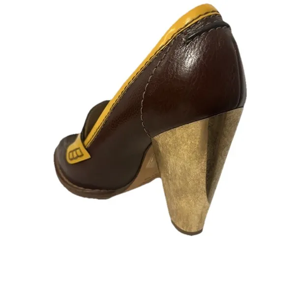 Dolce & Gabbana vintage two-tone penny loafer block heels 1970s retro aesthetic. - Image 6