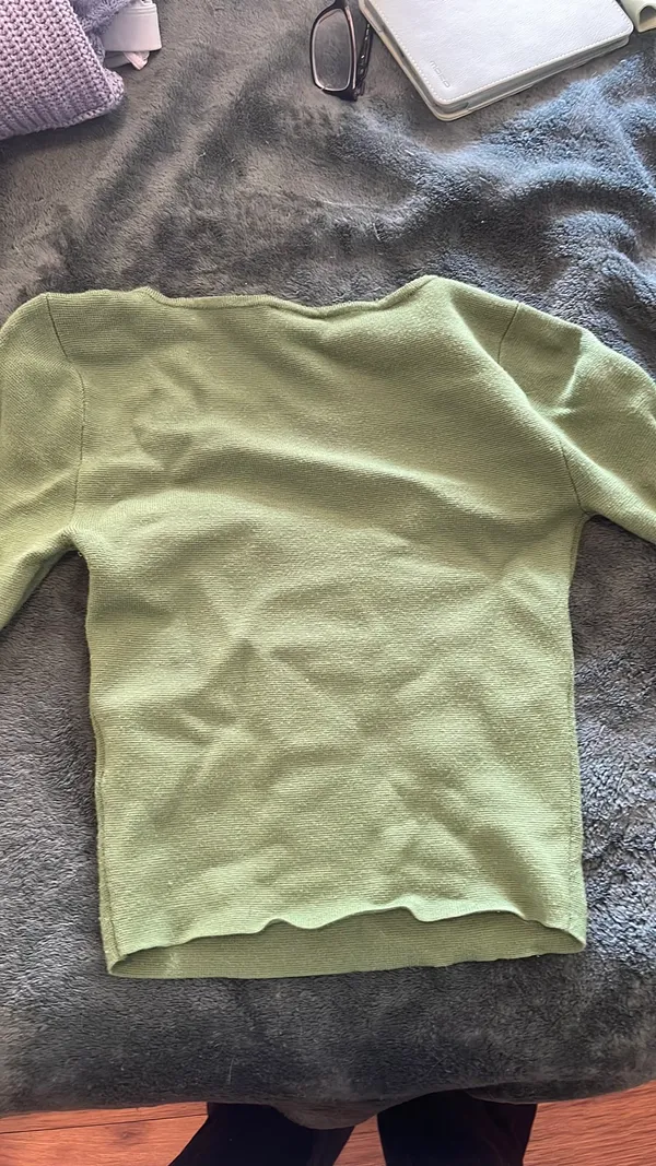 Abercrombie Green Top Long Sleeve - Image 6