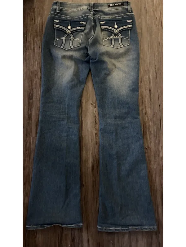 Y2K Red Rivet Light Wash Flared Embellished Jeans Sz 7 - Image 2