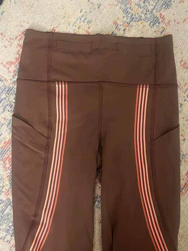Lululemon Speed Light Tights Pink Side Stripes Pockets - Image 4