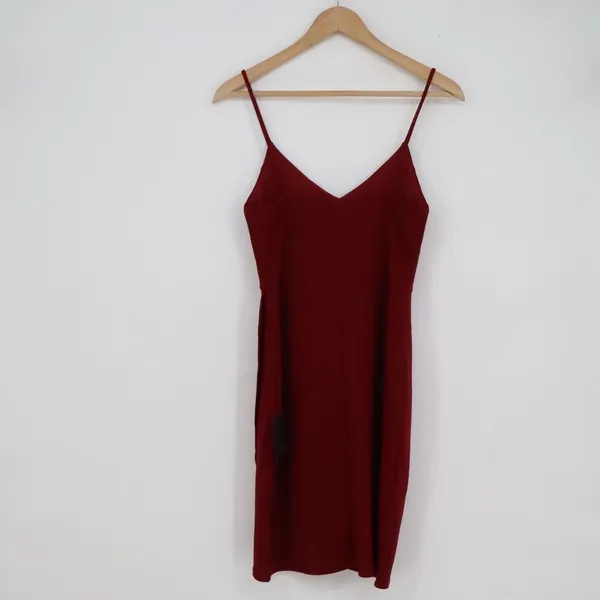 Lulus Burgundy Wine V-Neck Bodycon Wrap Tulip Skirt Cocktail Dress Medium NEW - Image 6