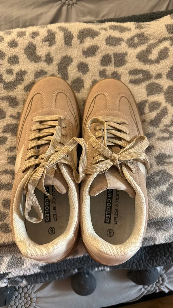 Lucky Step Platform Shoes Tan Size 9 - Image 4