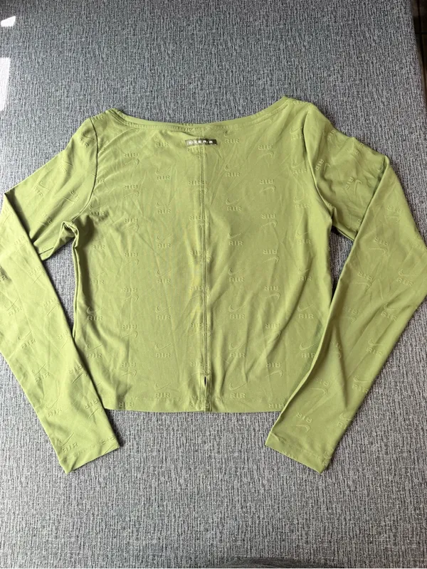 Nike Women’s Air-Long Sleeve T-Shirt - Image 4