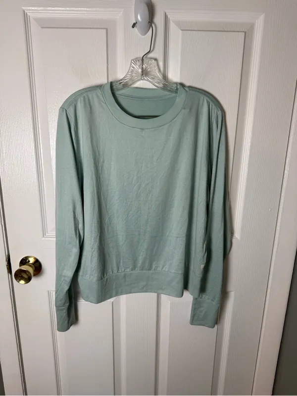Vuori Daydream Crew in Spearmint Heather XL - Image 2