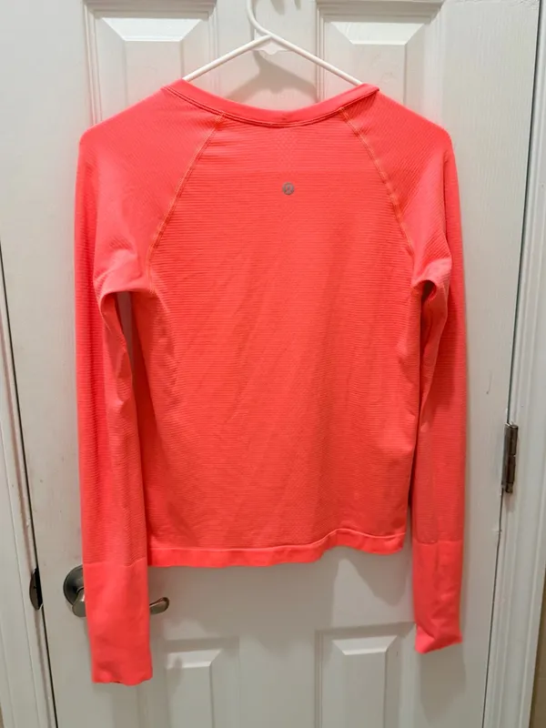 Lululemon Swiftly Tech Long-Sleeve Shirt 2.0 race length size 8 - Image 4
