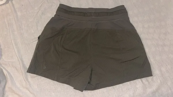 Lululemon Dance Studio Shorts High-Rise - Image 2