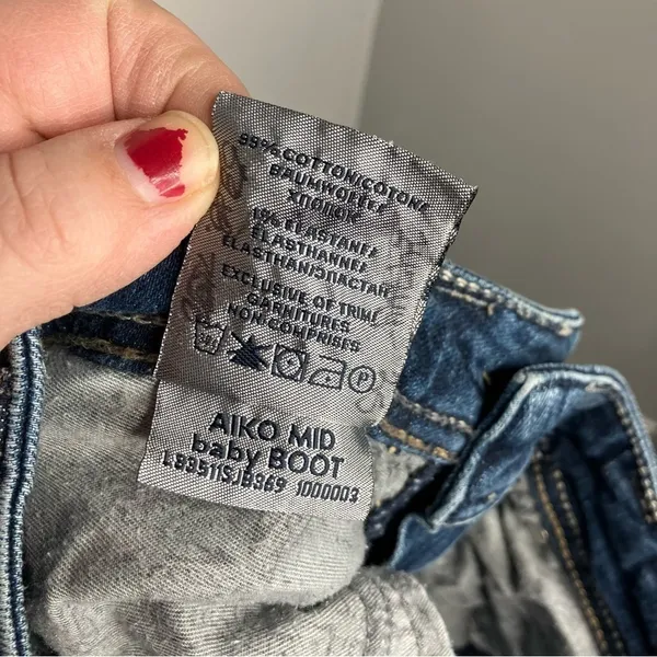 Silver Jeans Aiko Baby Bootcut Jeans‎ Size 26 - Image 10