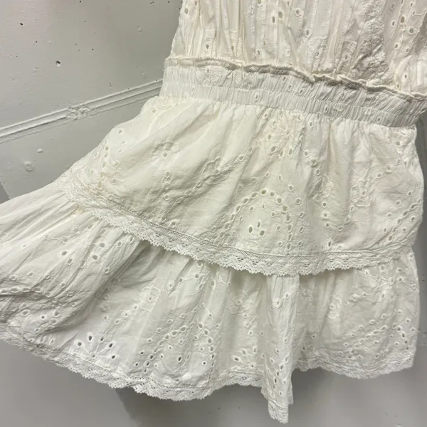 Sky to Moon Eyelet Lace Mini Dress Puff Sleeve Smocked Waist‎ Small White Boho - Image 4