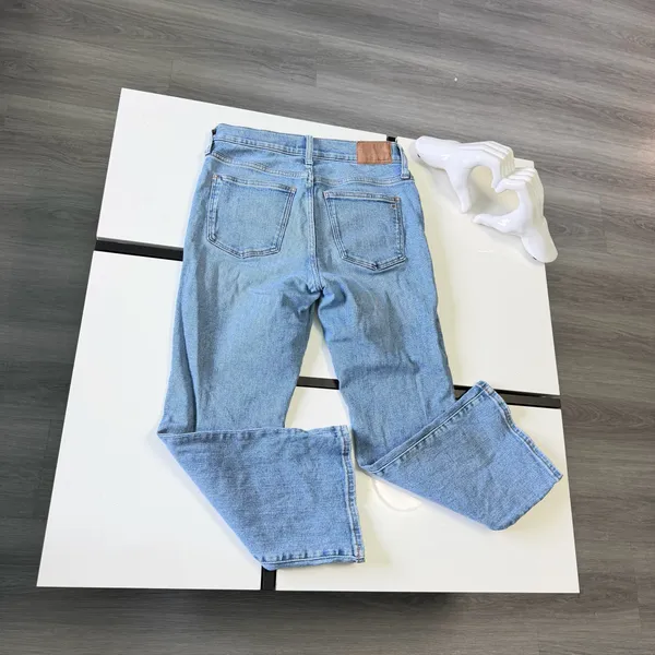 ✨ Madewell Mid-Rise Kick Out Jeans - Size 26P (Petite) ✨ - Image 8