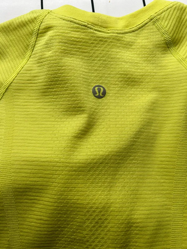Lululemon Swiftly Tech, Electric Yellow. - Image 4