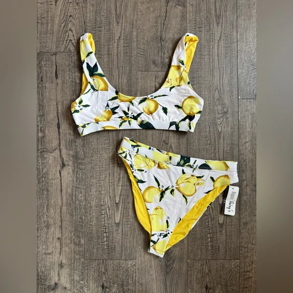 Dippin’ Daisy Lemon Triangle Cheeky Bikini Set- Size Large - Image 2