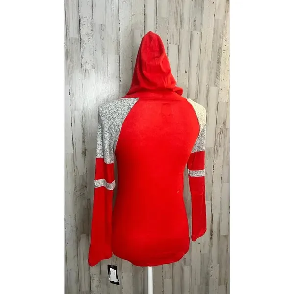 NWT Chicago Blackhawks Women's‎ Hooded Long Sleeve Top Red Size Medium - Image 3