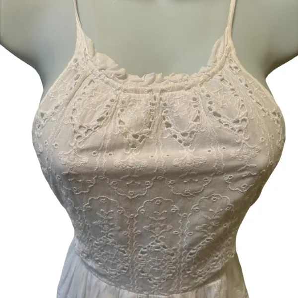 Anthropologie Maeve White Eyelet Crochet Sundress Sz 2 Full Skirt Coquette Girl - Image 3