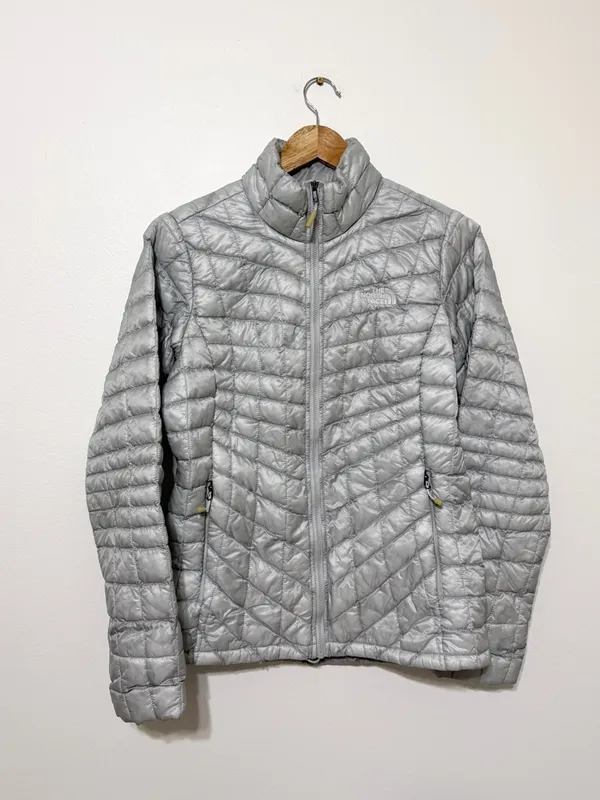 The North Face Thermoball Quilted Puffer Jacket Womens Small Silver Full Zip TNF - Image 2