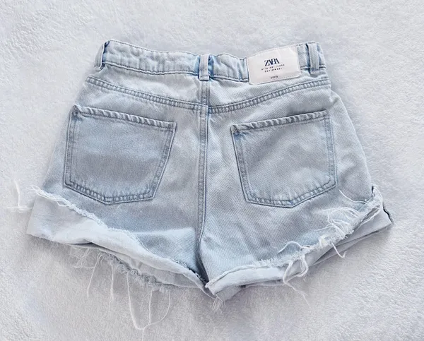 ZARA High Rise Lightwash Distressed Denim Shorts - Image 2