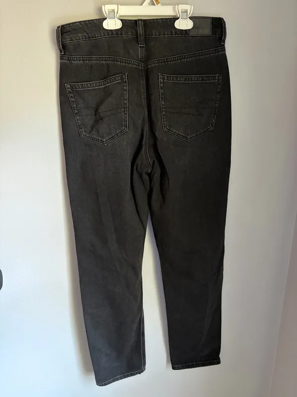 American Eagle Outfitters Black Distressed Highest Rise Mom Jeans - Image 5