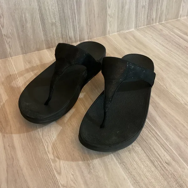 FitFlop Lulu Shimmer Suede Black Thong Sandals Microwobbleboard Womens 7 C64-403 - Image 2