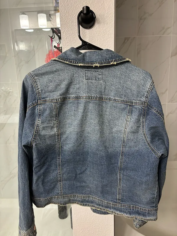 Universal Threads Jean Jacket - Image 3