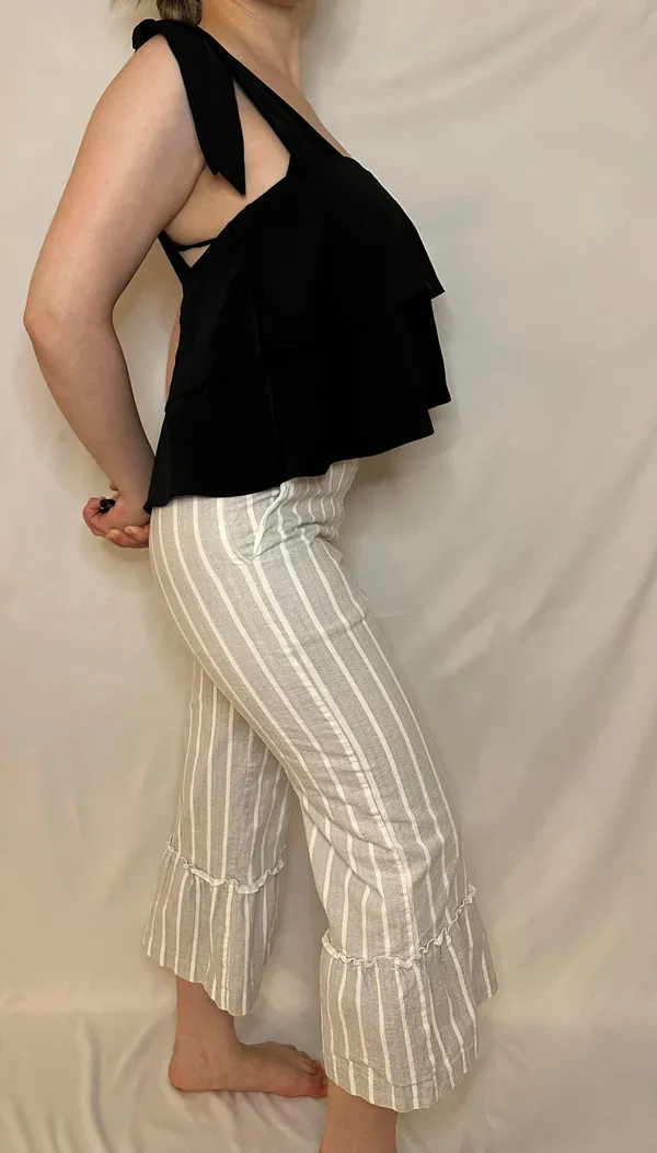 English Factory Gray Striped Ruffle Cropped Bell Bottom Linen Pants - XS - Image 3