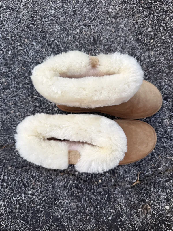 Bearpaw Women’s Size 8 Brown Suede Faux Fur Ankle Boots - Image 3