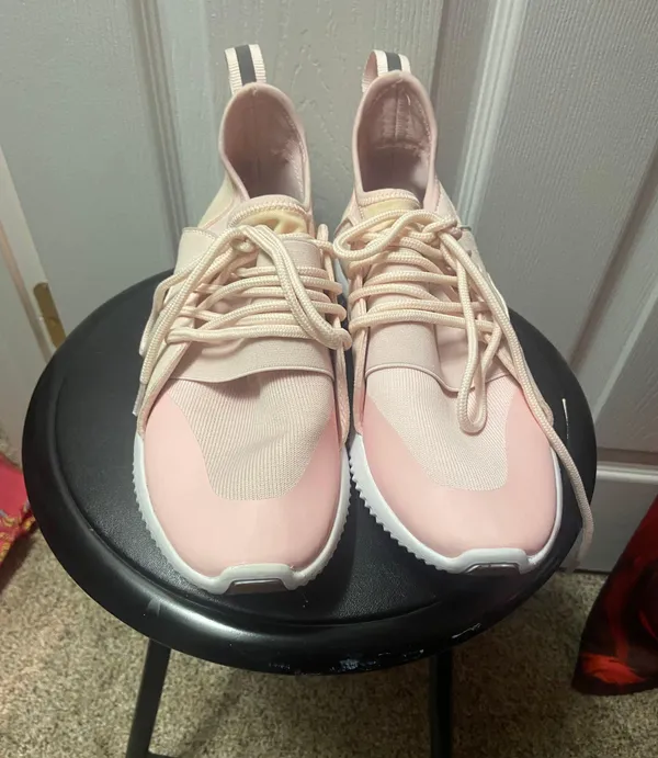Steve Madden Sneakers - Image 2
