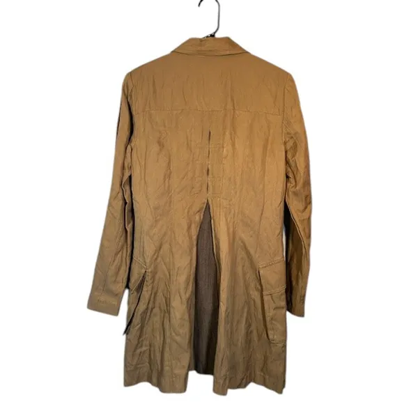 CAbi Beige Cotton Blend 3 Button Front Deep Pockets Lined Coat Women Sz M - Image 2