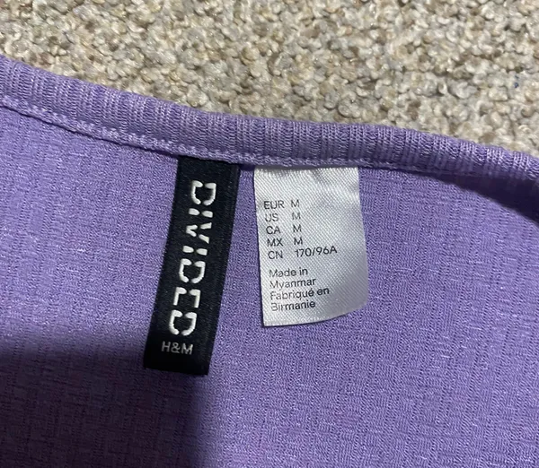 H&M Purple Tie sweater - Image 3
