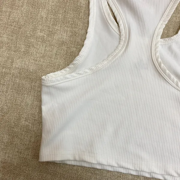 Alo White Ribbed Racerback Cropped Sports Tank - Image 4