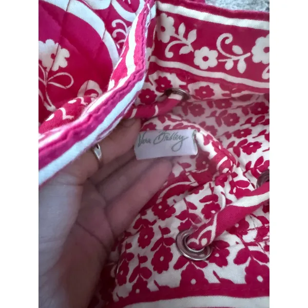 Vera Bradley Pink Paisley Quilted Cotton‎ Drawstring Crossbody Bucket Bag Floral - Image 6