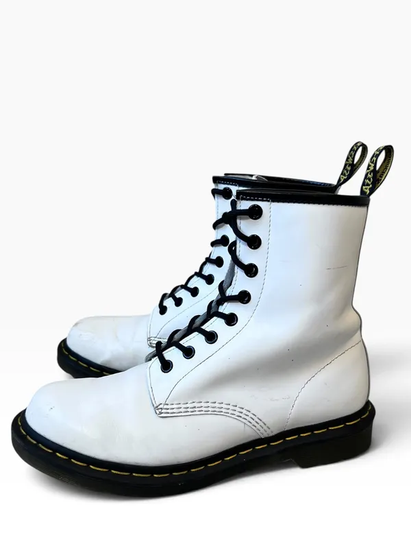 Dr. Martens 1460 Smooth Leather Lace-Up Boots in White - Image 2