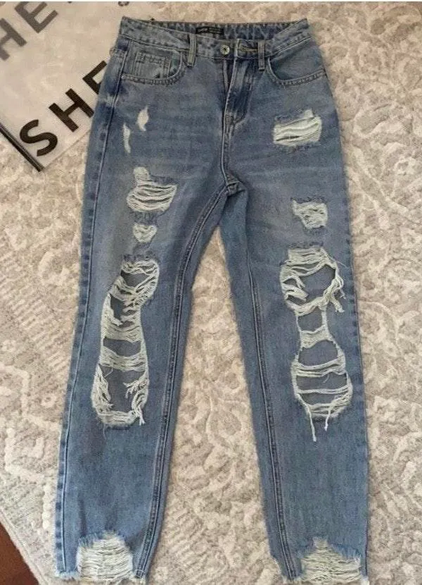 SheIn Ripped Jeans - Image 4