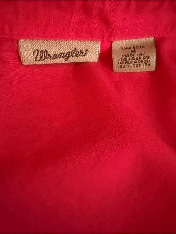 Wrangler western cowgirl vibrant red shirt embroidery rhinestone detail Medium - Image 6