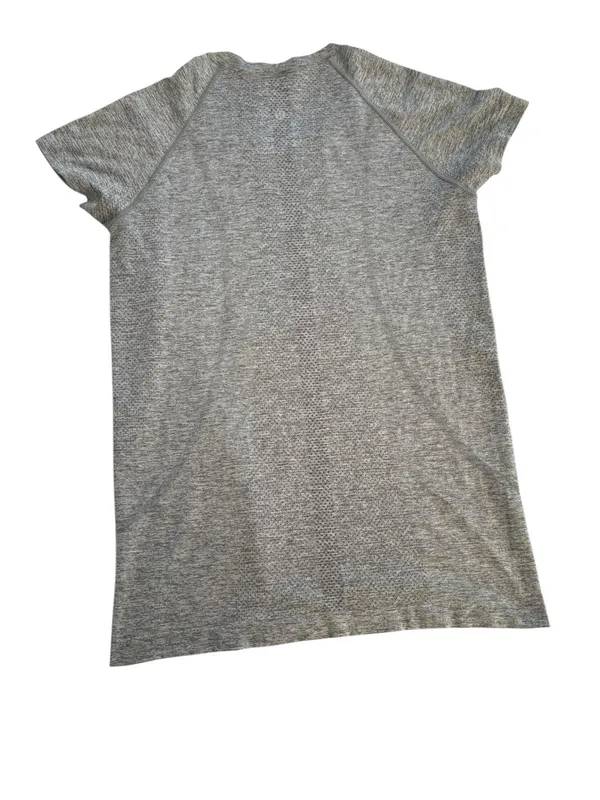 Lululemon size 10 Heather Gray swiftly tech tee short sleeve athletic gym preppy - Image 9