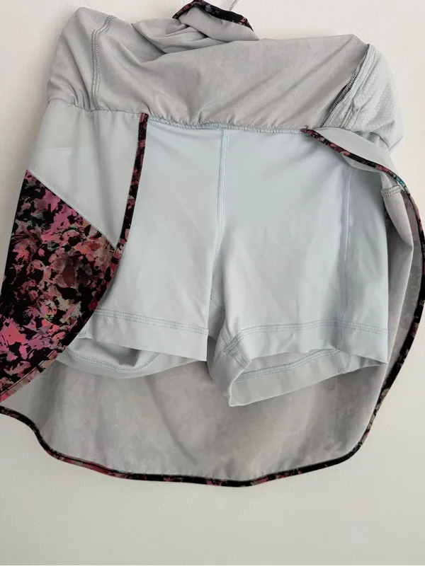 Lululemon Hotty Hot High Rise Skirt Skort Black Stencil Blossom Size 4 W8AF2T - Image 8