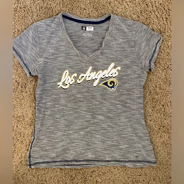 NFL Los Angeles Rams Women’s size Medium - Image 3