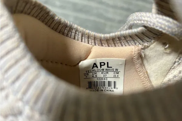 APL Women's TechLoom Wave Running Shoe Size 7 - Image 4