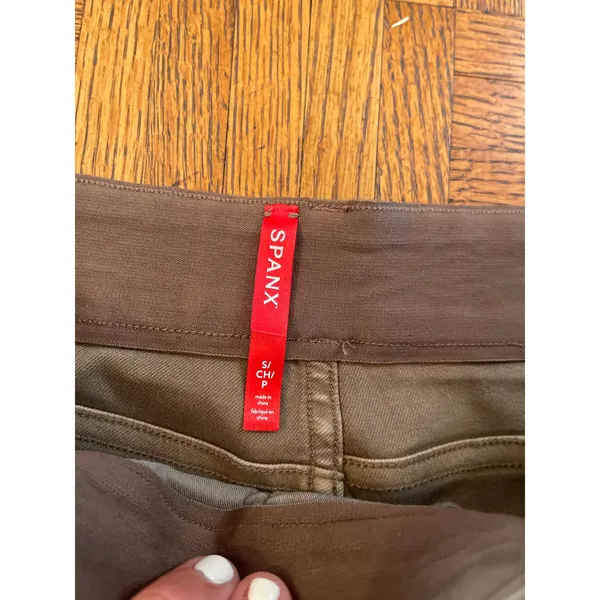 SPANX chino twill pull on shorts small - Image 2